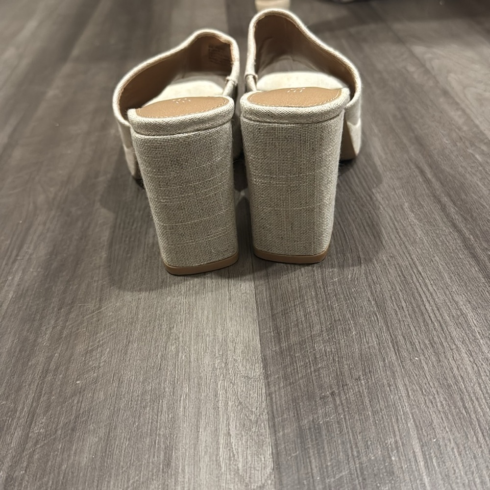 Linen Platform Sandals - Picture 2 of 3